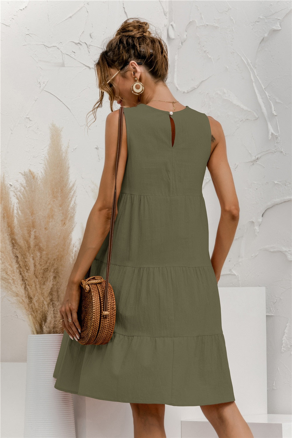 Maggie - O-Neck Sleeveless Solid Dress